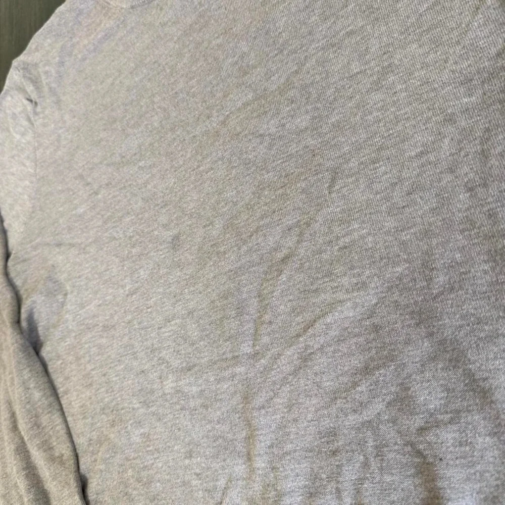 H&M grey slim fit‎ crewneck sweater Size M